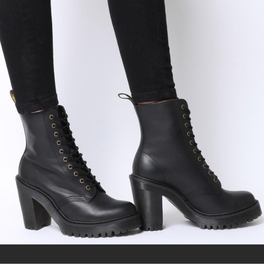 Dr. Martens Kendra boots size 8 US